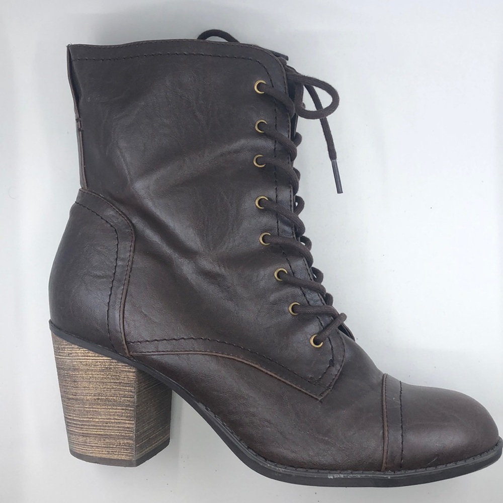 Women Boots